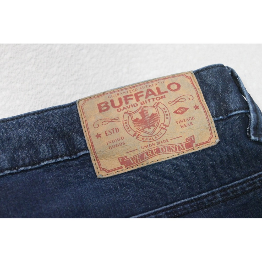 Buffalo David Bitton Jeans Mens 36x32 Dark Blue Skinny Max Freedom Series EUC